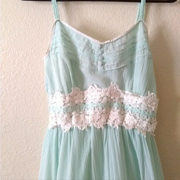 Cottage core light green summer dress - Picture 3 of 6